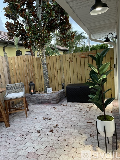 1101 Mallorca Drive 1 Single Family Home for Rent - Photo gallery 2
