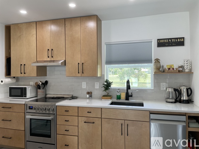 1101 Mallorca Drive 1 Single Family Home for Rent - Photo gallery 4