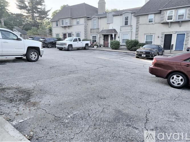 8328 Metcalf Ave 2 Beds Townhouse for Rent - Photo gallery 2