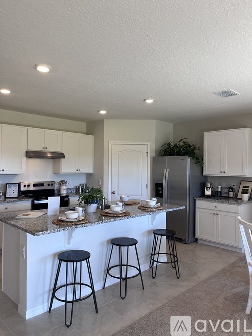 824 Sky Haven Way 4 Beds Single Family Home for Rent - Photo gallery 2