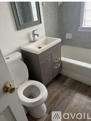 5674 South Boulevard 3 Beds Apartment for Rent