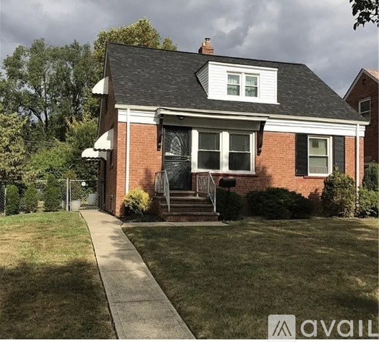 5674 South Boulevard 3 Beds Single Family Home for Rent - Photo gallery 3