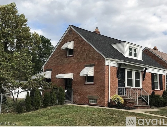 5674 South Boulevard 3 Beds Single Family Home for Rent - Photo gallery 4