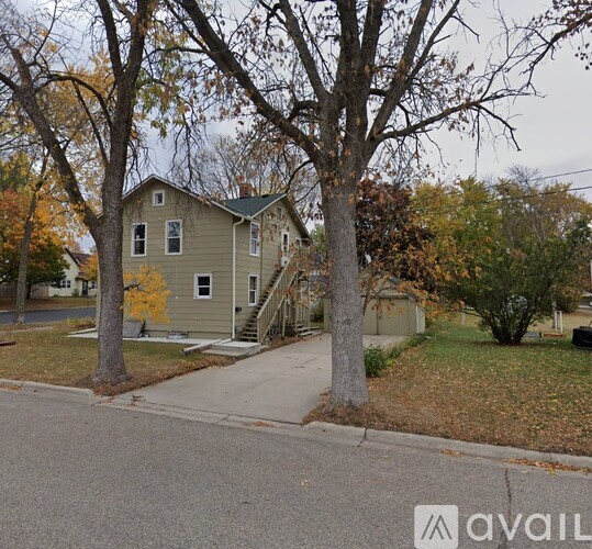 1406 11th St E 4 Beds Single Family Home for Rent - Photo gallery 2