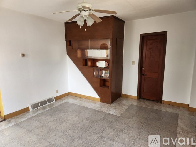 1406 11th St E 4 Beds Single Family Home for Rent - Photo gallery 4