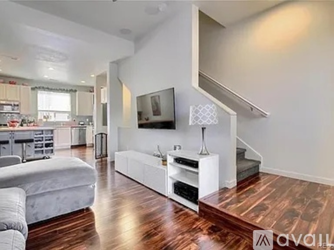 5630 West 38th Avenue 2 Beds Townhouse for Rent - Photo gallery 5