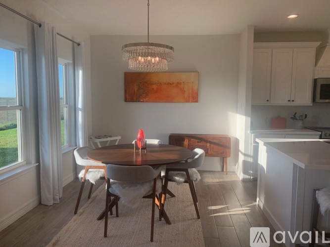 33 Valdarama Drive 2 Beds Single Family Home for Rent - Photo gallery 2