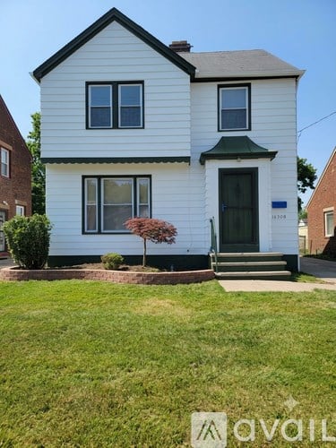 16308 Throckley Avenue 3 Beds Apartment for Rent