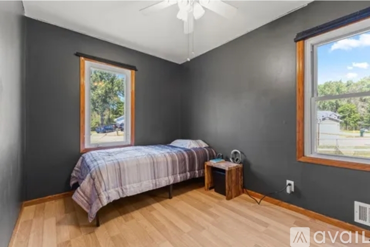 14 Pointcross Drive 3 Beds Single Family Home for Rent - Photo gallery 5