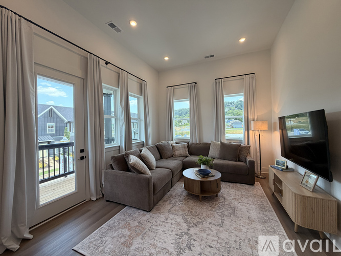 1726 S Watkins St 1 Condo for Rent - Photo gallery 1
