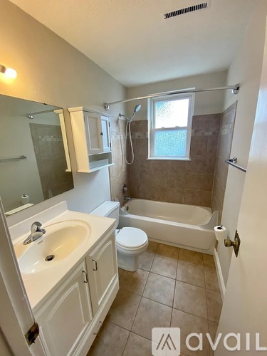 6262 North Drive 2 Beds Apartment for Rent - Photo gallery 5
