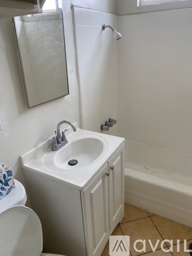 410-400 West Carson Street 1 Apartment for Rent - Photo gallery 3