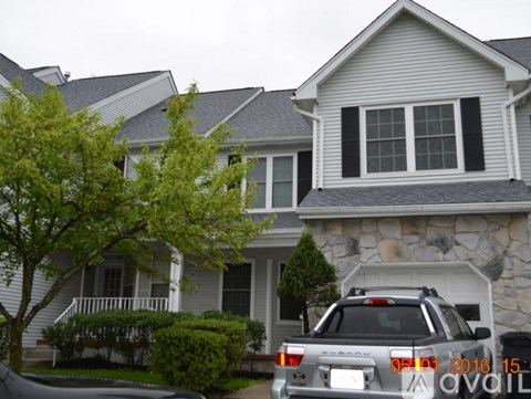 112 Salem Road 2 Beds Apartment for Rent