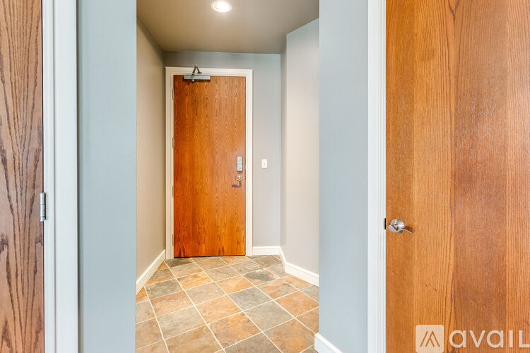 5900 Mosteller Drive 1 Condo for Rent - Photo gallery 5