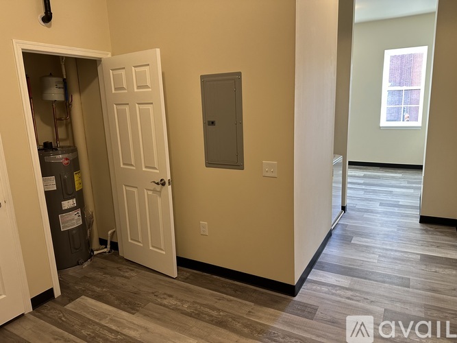 22 S Duke St 1 Apartment for Rent - Photo gallery 3