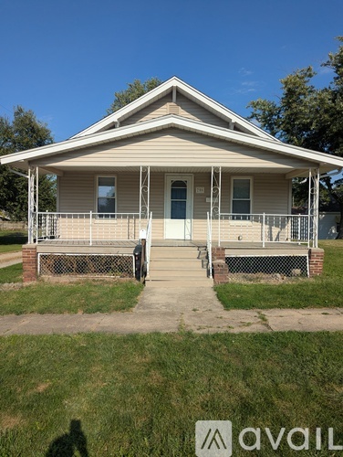 206 N Elizabeth St 2 Beds Single Family Home for Rent - Photo gallery 2