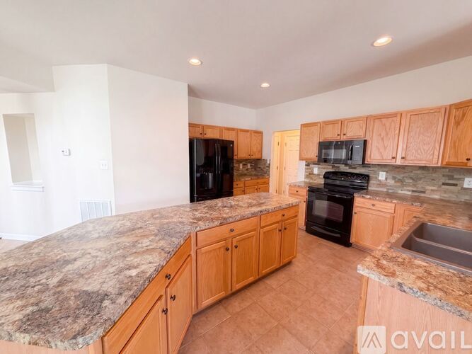 13307 Castlewellan Dr 4 Beds Single Family Home for Rent - Photo gallery 2