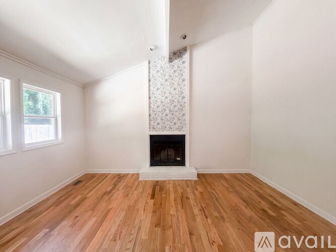 114 Forestview Dr 4 Beds Single Family Home for Rent - Photo gallery 3