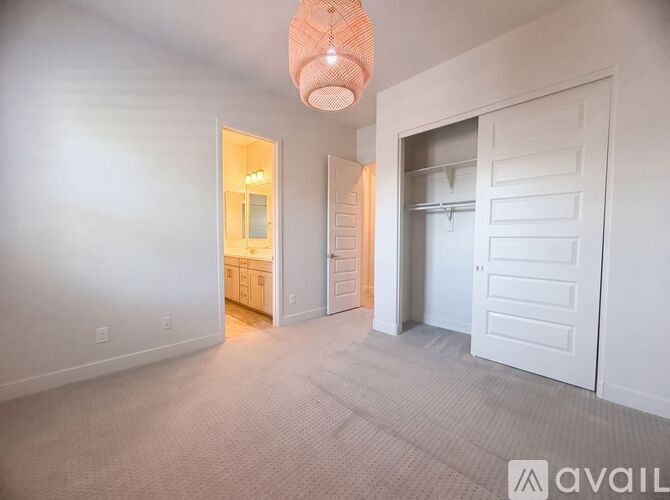 7553 E Peralta Ave 4 Beds Single Family Home for Rent - Photo gallery 3