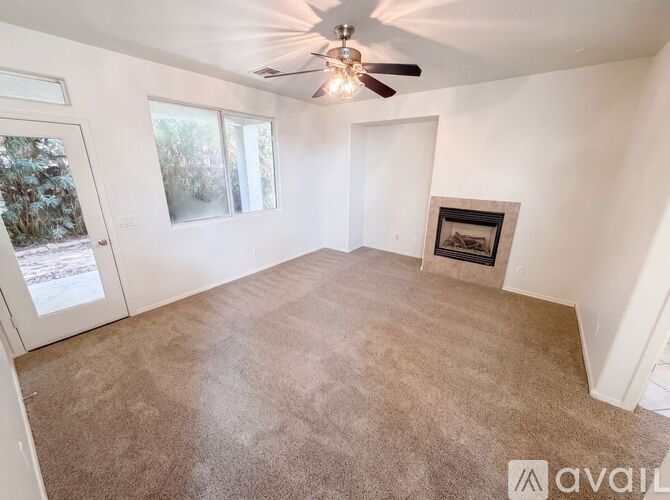 1215 E Frances Ln 3 Beds Single Family Home for Rent - Photo gallery 2