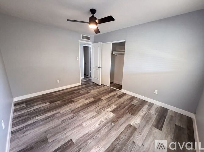 7328 E Lewis Ave 4 Beds Single Family Home for Rent - Photo gallery 2