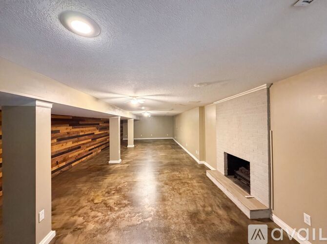 4322 NW Briarcliff Ln 4 Beds Single Family Home for Rent - Photo gallery 2