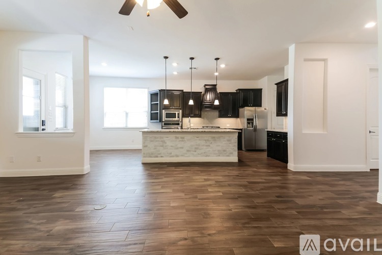10813 Marble Falls Pl 4 Beds Single Family Home for Rent - Photo gallery 5