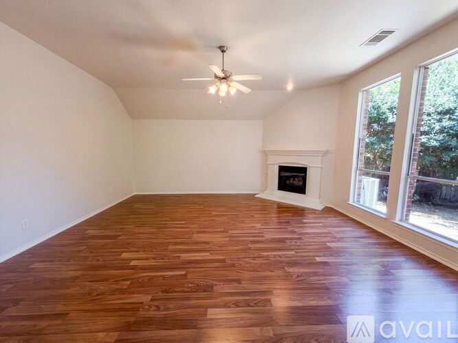 8527 Vista Grande Dr 4 Beds Single Family Home for Rent - Photo gallery 2