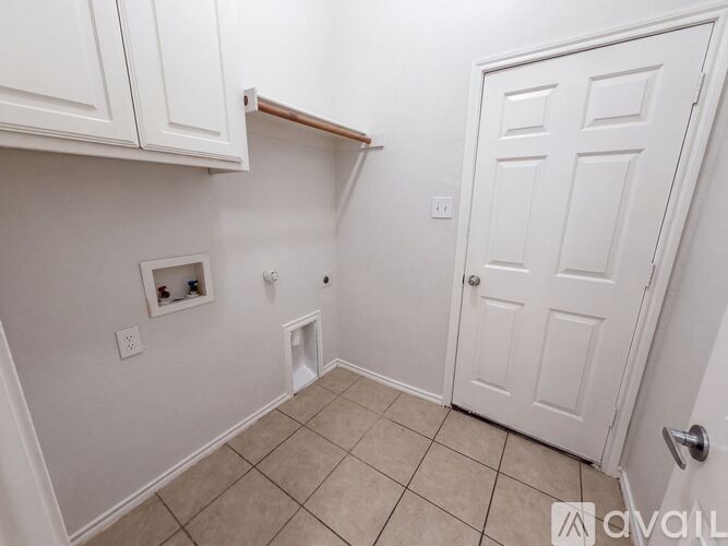 8527 Vista Grande Dr 4 Beds Single Family Home for Rent - Photo gallery 5