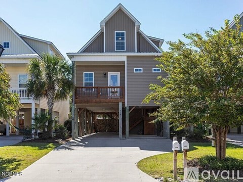 778 Bonaire Road 4 Beds Apartment for Rent