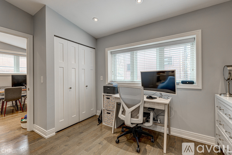 1543 West George Street 2 Beds Apartment for Rent - Photo gallery 4