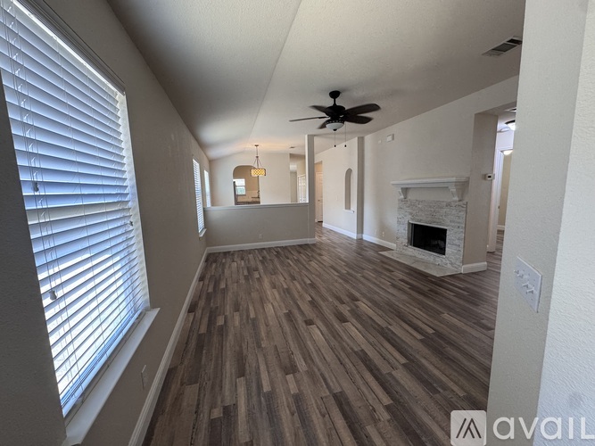 314 Avalanche Avenue 3 Beds Single Family Home for Rent - Photo gallery 2