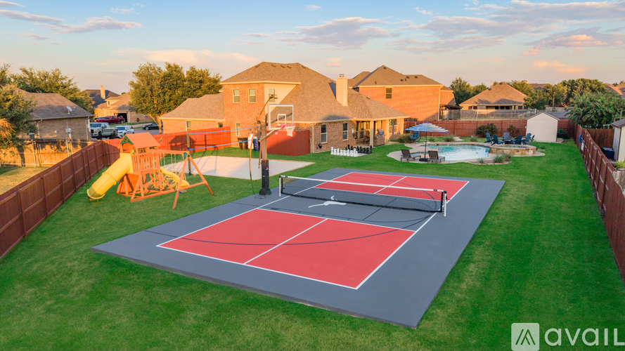 1688 Pecos Ct 5 Beds Single Family Home for Rent - Photo gallery 2
