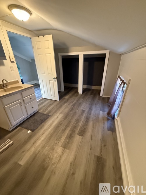 719 North Clinton Avenue 1 Apartment for Rent - Photo gallery 1
