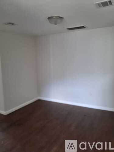 377 Clinton Pl 3 Beds Apartment for Rent - Photo gallery 5