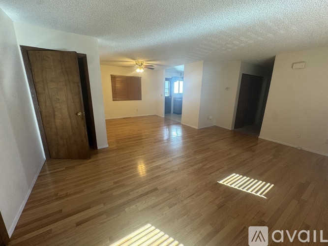 Pierce Drive 2 Beds Townhouse for Rent - Photo gallery 2
