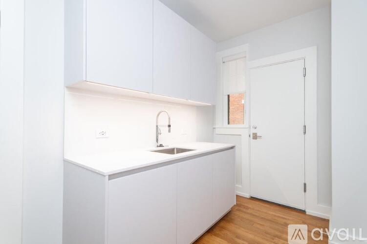 17 Forest St 1 Apartment for Rent - Photo gallery 3