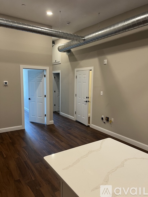 298-300 Main Street 2 Beds Apartment for Rent - Photo gallery 3