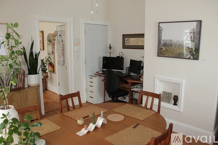 15 Arcola St 2 Beds Apartment for Rent - Photo gallery 3
