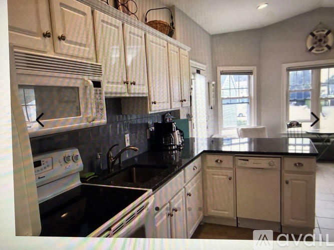 55 Winnapaug Road 1 Condo for Rent - Photo gallery 1
