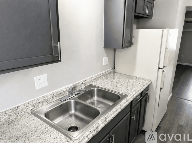 116 N Grimes St 1 Apartment for Rent - Photo gallery 2