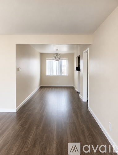 1512 West 103rd Street 4 Beds Single Family Home for Rent - Photo gallery 3