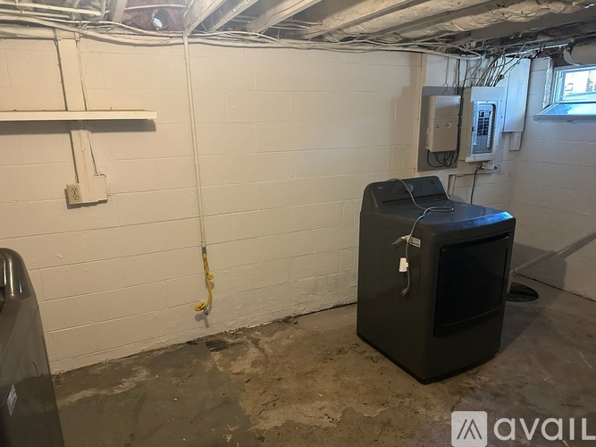 606 Malden Road 3 Beds Single Family Home for Rent - Photo gallery 4