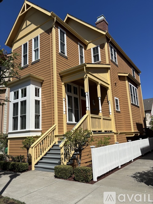 2069 Clark St 3 Beds Single Family Home for Rent - Photo gallery 2