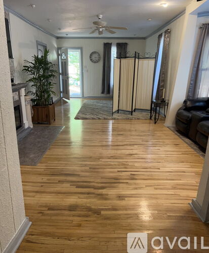 1315 2nd Street 2 Beds Single Family Home for Rent - Photo gallery 3