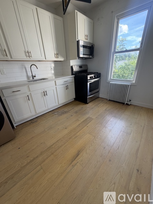 201 Olean Ave 2 Beds Apartment for Rent - Photo gallery 2