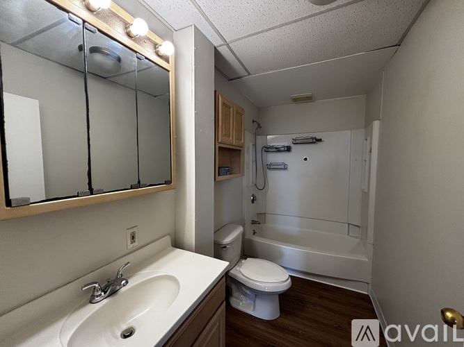 99 East Central Street 3 Beds Apartment for Rent - Photo gallery 4