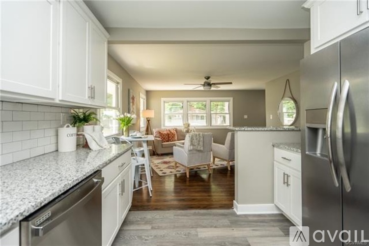2500 Aldridge Avenue 3 Beds Single Family Home for Rent - Photo gallery 2