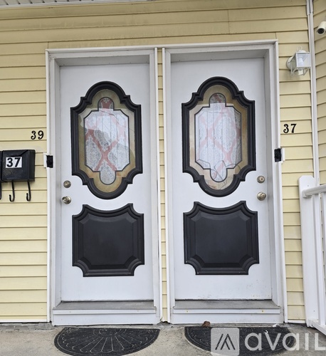 37 Princeton Street 3 Beds Apartment for Rent - Photo gallery 1