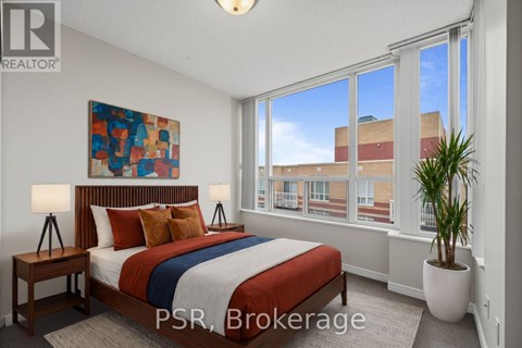302 - 515 ROSEWELL AVENUE 3 Beds Apartment for Rent